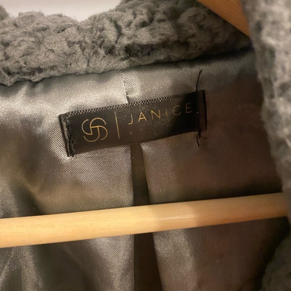 Vintage satin lined Sherpa sweater - Picture 2 of 3